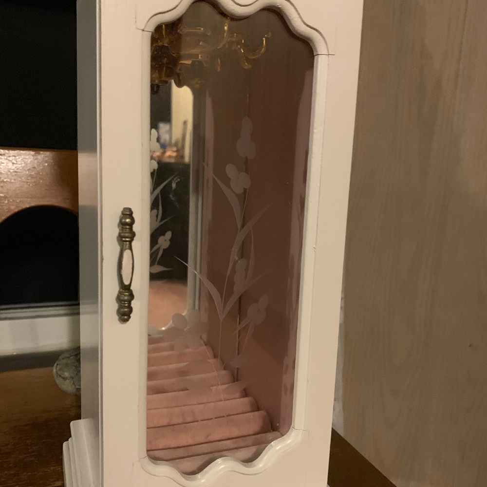 Jewelry Box - Picture 6 of 6